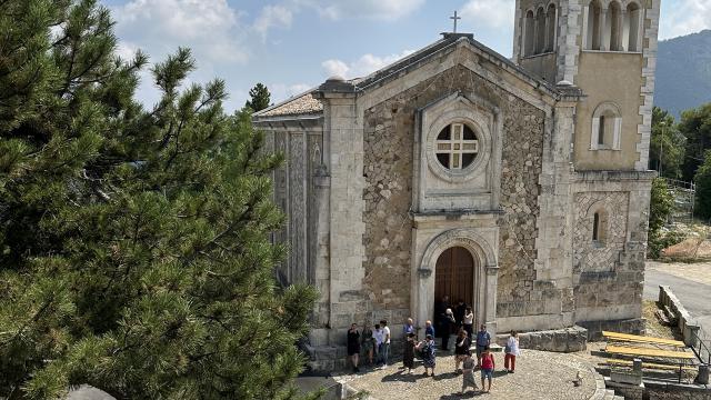 Questione Natura, gita alla scoperta di due meravigliosi borghi a Rotella: Castel di Croce e Poggio Canoso