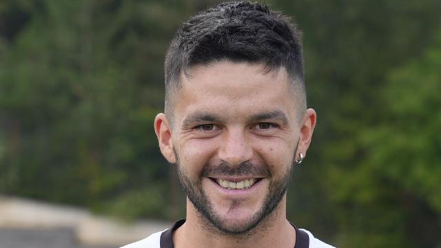 Atletico Ascoli, Vechiarello continuerà a guidare il centrocampo: “Una seconda famiglia, molto felice di rimanere”