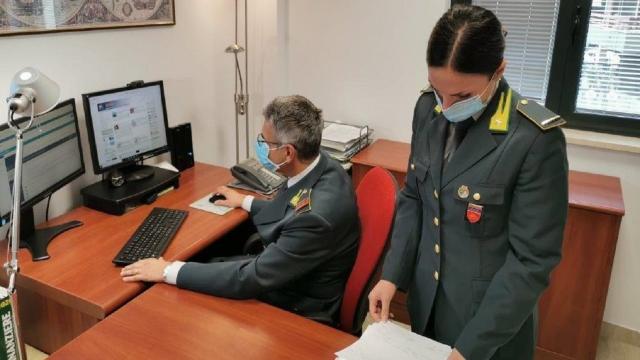 Guardia di Finanza Macerata, controllo antiriciclaggio e sanzioni ad un ''money transfer''