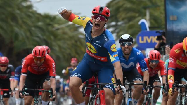 Tirreno Adriatico, a San Benedetto volata vincente di Milan. Vingegaard trionfa nella Corsa dei Due Mari