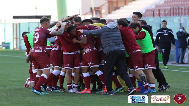 Serie B 2020/2021, immagini salienti e curiosità dei match del trentaquattresimo turno