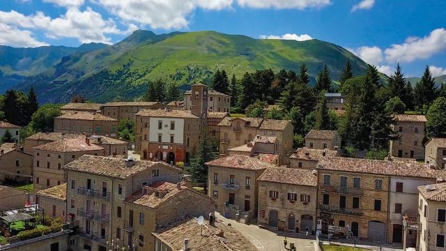 Montemonaco: ''Mazzamurello Fest'', appuntamento con teatro e musica