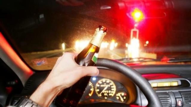 Guida in stato di ebrezza: cosa dice la legge