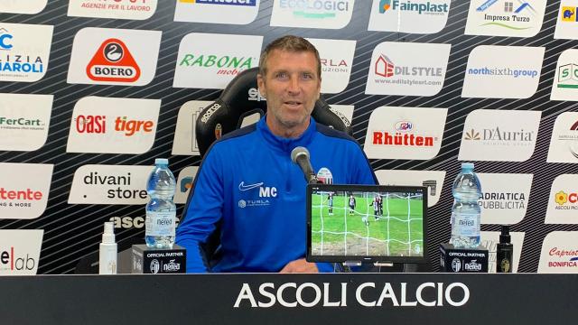 Ascoli Calcio, Carrera: “Modena? Abbiamo lavorato per un solo obiettivo: i tre punti. Nestorovski è al 70%”