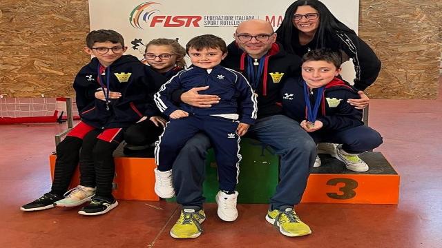 Pattinaggio, atleti della Roller Green e della Red Blue Tower in evidenza ai Campionati Regionali Freestyle