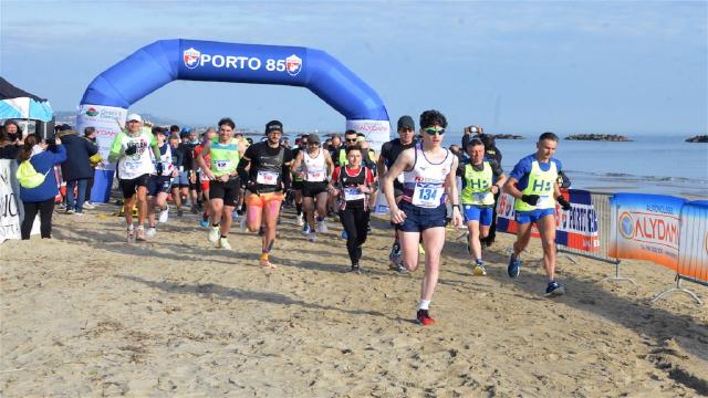 San Benedetto, la ventunesima edizione della ''Maratona sulla Sabbia''