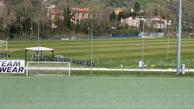 Ascoli-Modena, rifinitura al mattino per entrambe le squadre. Bisoli perde anche Duca