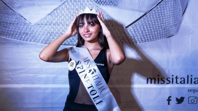 E' la 18enne maceratese Irene Boschi la vincitrice di Miss Spinetoli, prima selezione marchigiana di Miss Italia 2024