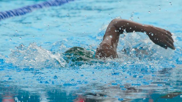 Nuoto, due medaglie in staffetta per il sambenedettese Di Cola agli Europei di Roma