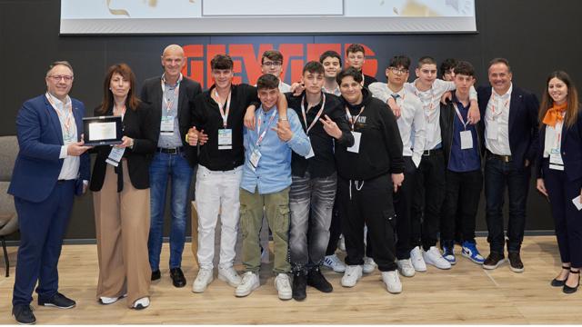 Istituto IIS Guastaferro di San Benedetto del Tronto vince premio speciale del progetto 'Un progetto di classe'