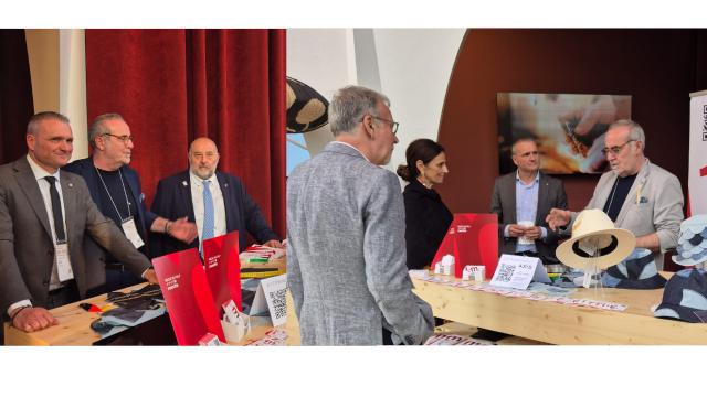 Expo 2025 Osaka, riscontro positivo per l’artigianato artistico d’eccellenza delle Marche