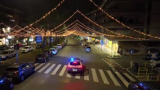Polizia di Stato, il video di Natale racconta l'impegno delle donne e degli uomini in divisa