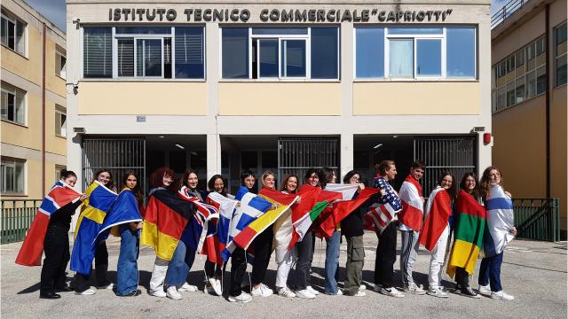 IIS 'A.Capriotti' tra le cinque scuole italiane vincitrici del premio 'Scuola modello per l'internazionalizzazione 2024'