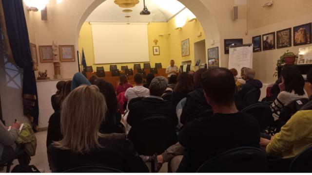 Grottammare, social e isolamento: confronto tra esperti e famiglie