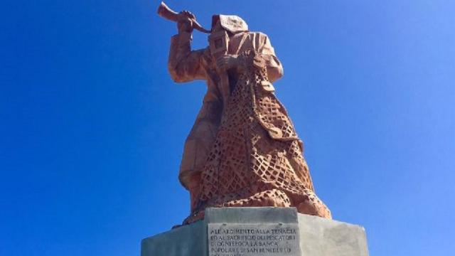 Giornata mondiale del diabete, a San Benedetto s’illumina di blu il Monumento al Pescatore