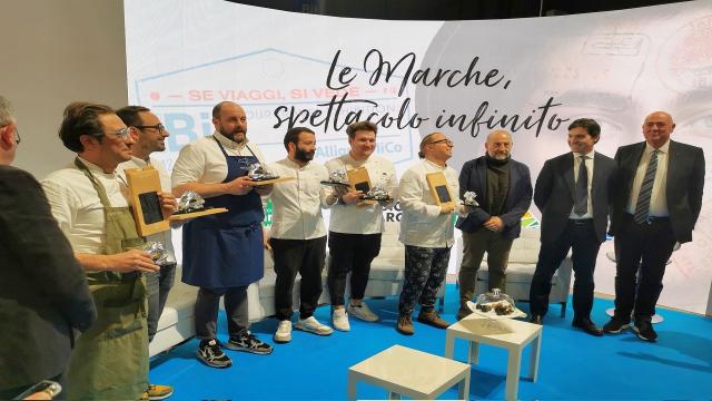 Regione Marche alla Bit di Milano: in vetrina gli chef stellati, i Borghi più belli d'Italia e le Bandiere Arancioni