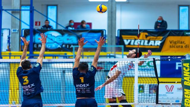 Pallavolo Serie A3, la Videx Grottazzolina passa 3-1 sul campo della Vigilar Fano