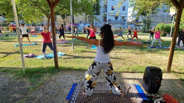 Doppio appuntamento con lo yoga al Parco Wojtyla di San Benedetto del Tronto