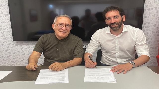Benevento, è ufficialmente Caserta il nuovo allenatore. Contratto fino al 2023 più opzione