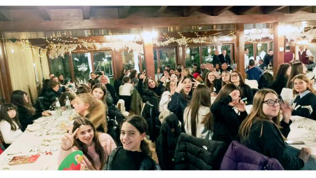 Castel di Lama, tradizionale cena di Natale per la 'Incontra Volley'. Celebrato decimo anniversario di attività sportiva