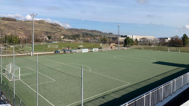 Ascoli Calcio, ultras al Picchio Village. Chieste le dimissioni di Righi e Verdone, confronto con mister e squadra