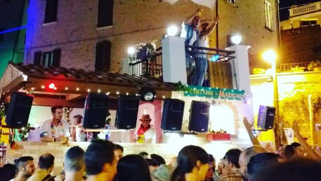 Castorano, torna la ''V’vtella'' con carri allegorici a tema contadino