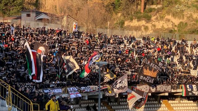 Ascoli-Sudtirol, Ultras 1898: “Domenica tutti allo stadio. Abbiamo allestito una coreografia speciale”
