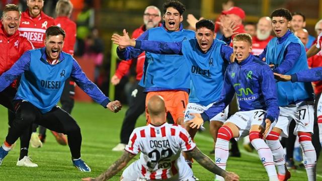 Playoff Serie C, Vicenza e Carrarese volano in finale. Piange la Campania, out Avellino e Benevento