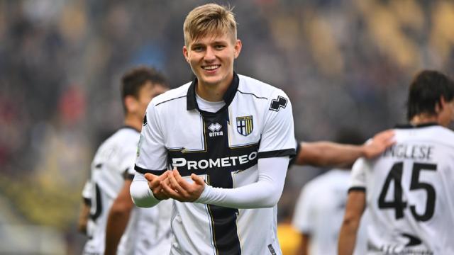 Serie B 13° turno: vincono Parma e Reggina. Cannavaro fa festa in casa di De Rossi