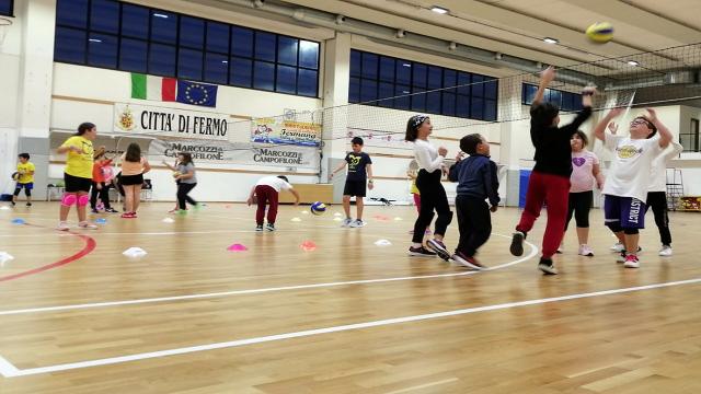 Scuola Pallavolo Fermana, corsi gratuiti per bambini provenienti dall'Ucraina