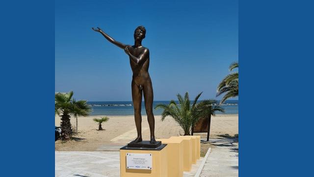 Grottammare: ''Giovane che declama'', il bronzo in lizza al PAC