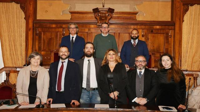 Provincia Ascoli Piceno: scuole superiori, consegnati lavori per 6 milioni di euro su tre palestre 