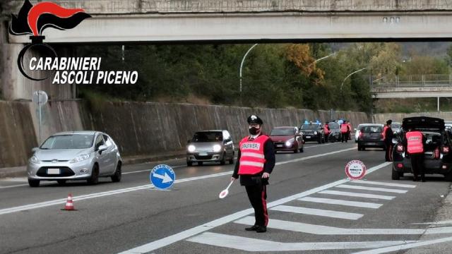 Carabinieri Ascoli Piceno, intensificazione dei servizi di controllo in vista delle festività 25 Aprile-1° Maggio 