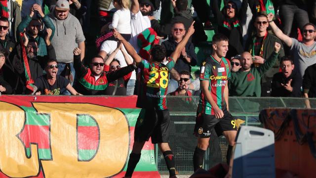 Serie B 16° turno: il Venezia cade a Cremona. Volano Catanzaro e Cittadella, la Ternana cambia passo con Breda