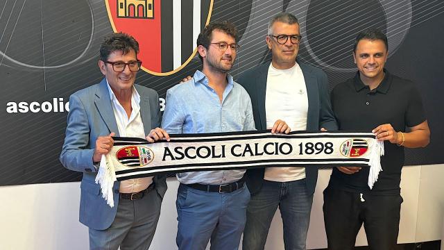 Ascoli Calcio, il ds Patti presenta in conferenza stampa il nuovo allenatore Tomei