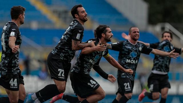 Serie B 7° turno: il Como passa a Brescia, prima vittoria per il Vicenza. Benevento frena