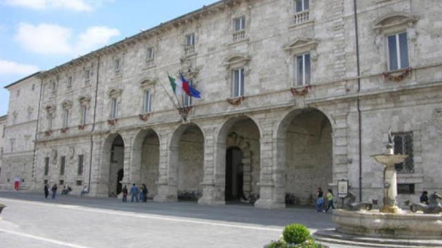 Ascoli Piceno, utilizzo di via Pascoli in occasione di 'Ascoli Summer Festival'