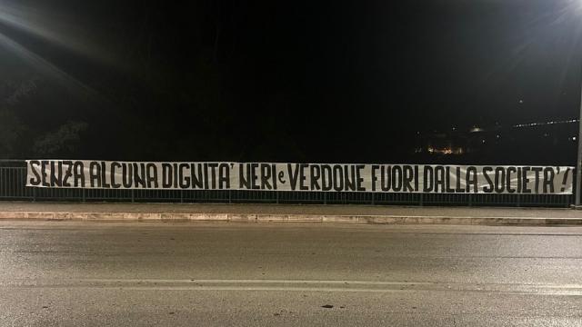 Ascoli Calcio, striscioni nella notte: “Neri e Verdone fuori dalla società. Benvenuto Di Carlo ma il Cda vuoi rifarlo?”