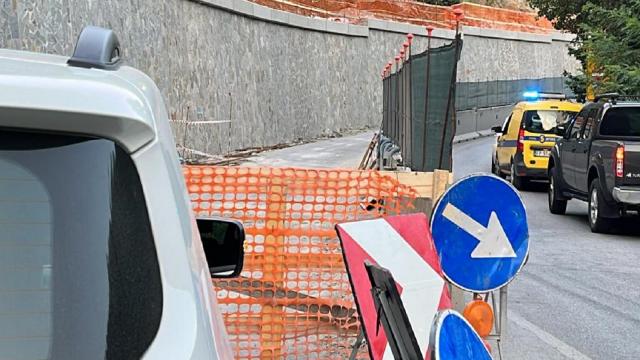 Anas, strada statale 4 'Via Salaria' temporaneamente chiusa all'altezza di Trisungo per olio sulla carreggiata