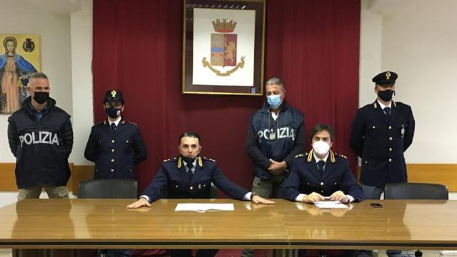 Polizia Ascoli Piceno, tutti i dettagli dell'operazione antidroga ''Mirror Speaker''