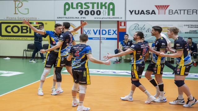 Pallavolo, una sontuosa Videx Grottazzolina passa 3-0 a Tricase e vola in finale