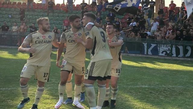 Serie B 3° turno: anche Pisa e Brescia a punteggio pieno, in parità il derby Crotone-Reggina