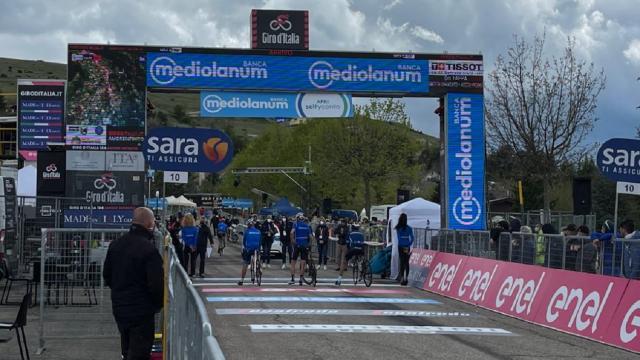 Giro d'Italia: arrivata a San Giacomo la pedalata amatoriale con gli iridati Ballan, Bettini e Fondriest