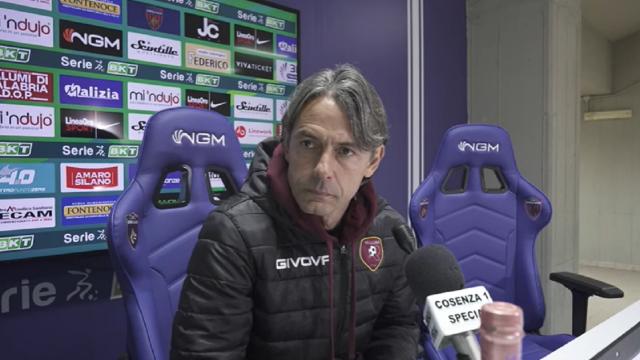 Cosenza-Reggina 2-1, voci Viali (“Risultato troppo importante”) e Inzaghi (“Sono molto arrabbiato, bisogna svegliarsi”)