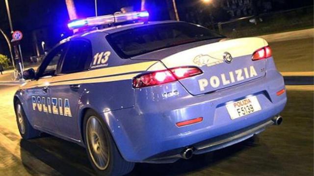 Polizia di Stato, a San Benedetto due deferimenti per porto abusivo d'arma e minacce. Ad Ascoli nove contravvenzioni