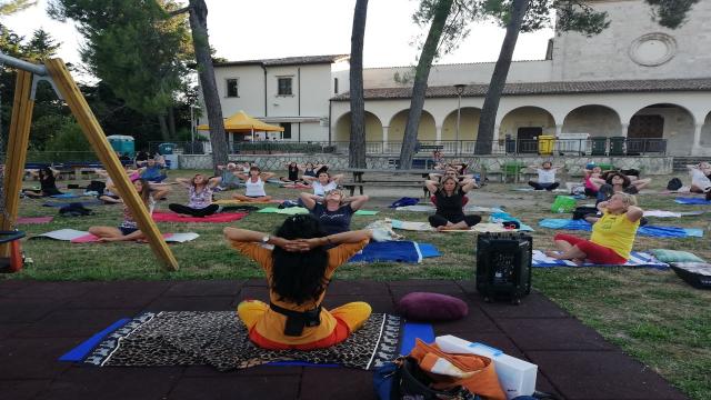  Ascoli Piceno: ''Il valore sociale dello sport'', dal 3 Luglio yoga mattutino all’Annunziata