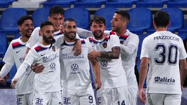 Ascoli Calcio, arriva il Cosenza reduce da 8 gol fatti nelle ultime due partite. Tutino pericolo numero uno