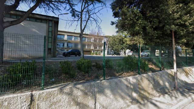 Spinetoli, lavori in corso nella palestra della scuola secondaria media ''Giovanni XXIII''