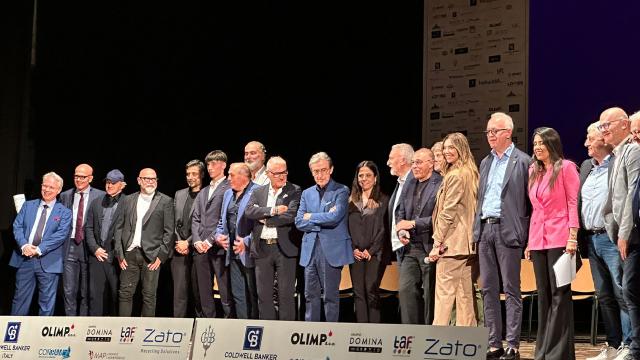 Stelle del Calcio a Civitanova Marche per decennale 'Renato Cesarini'. Orsolini e Castori tra i premiati