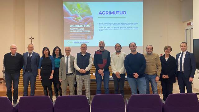 Banca del Piceno: aiuti alle aziende agricole. Agrimutuo misura a sostegno settori vitivinicolo, olivicolo e seminativi